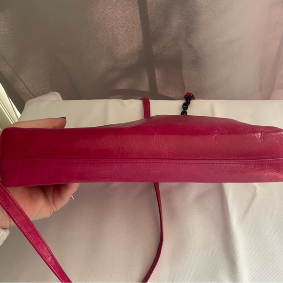 HOBO Dixie Fuchsia Pink Rose Kisslock Leather Crossbody Bag Clutch Purse - Picture 10 of 12